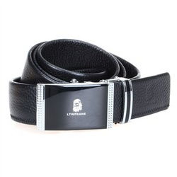 頭層牛皮腰帶價(jià)格與選購指南 190-240元區(qū)間比價(jià)分析